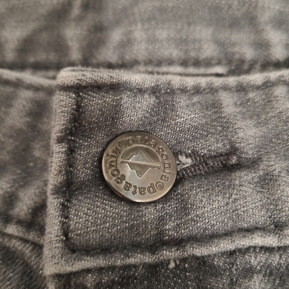 Patagonia Jeans - Picture 5 of 15